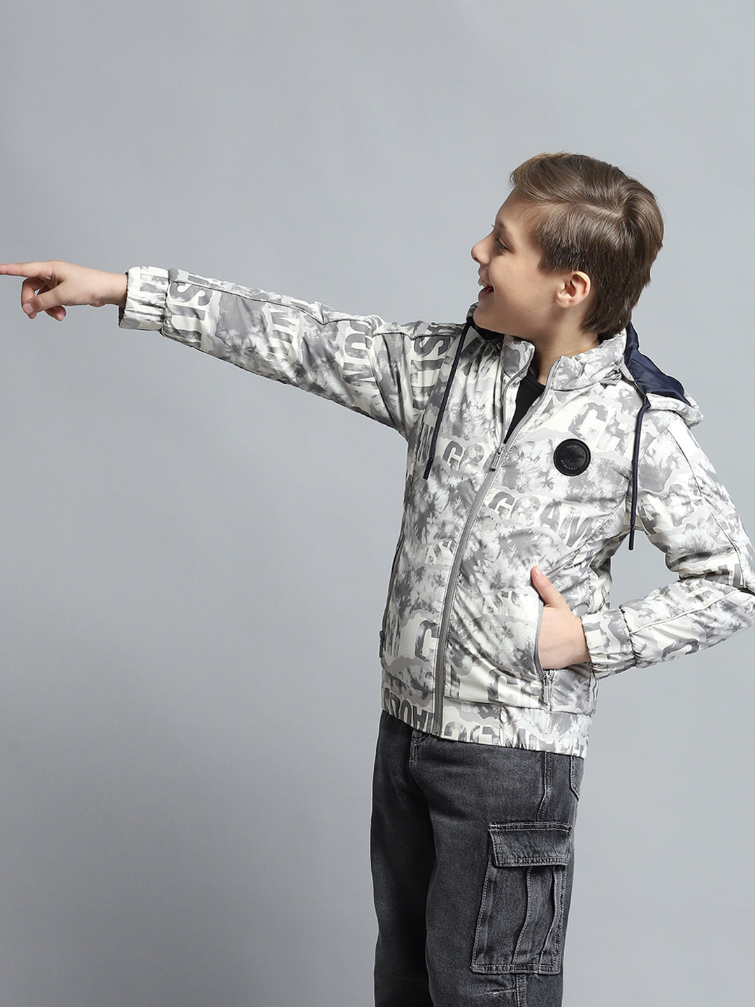 Boys Grey Printed Detachable Hood Full Sleeve Jacket