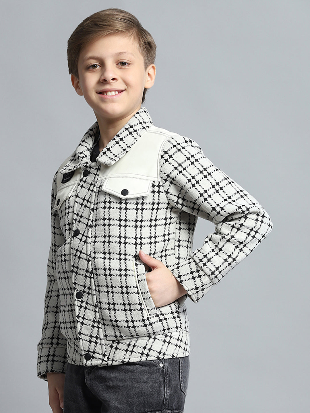 Boys White Check Collar Full Sleeve Jacket