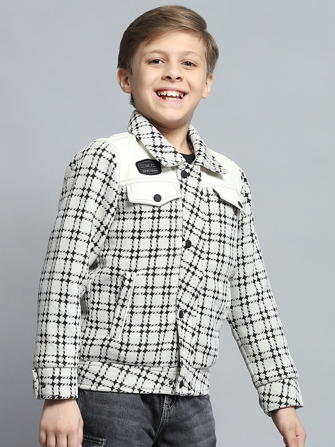 Boys White Check Collar Full Sleeve Jacket