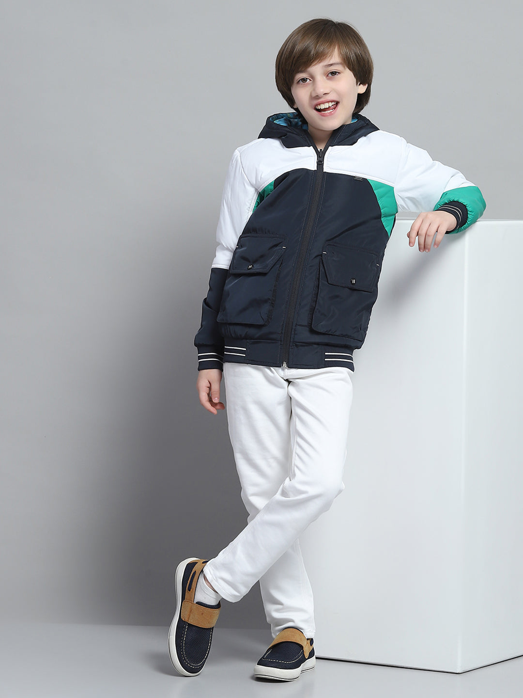 Boys Navy Blue & White Printed Hooded Full Sleeve Reversible Jacket