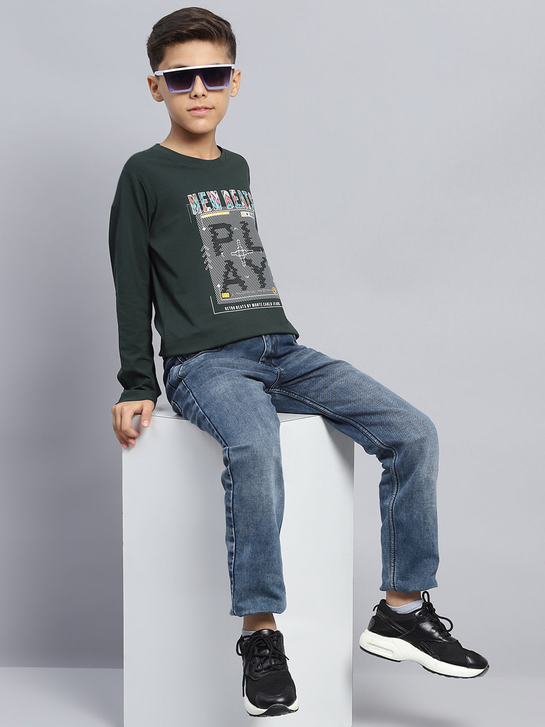 Boys Green Printed Round Neck Full Sleeve T-Shirt