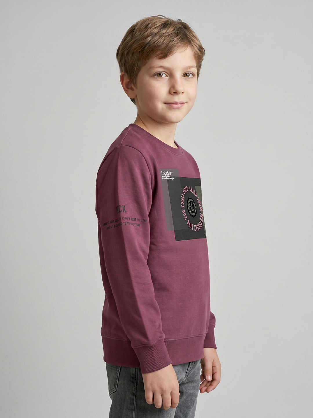 Boys Burgundy Printed Round Neck Full Sleeve Sweatshirt