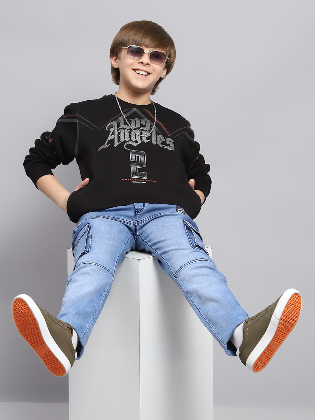 Boys Black Printed Round Neck Full Sleeve Sweatshirt