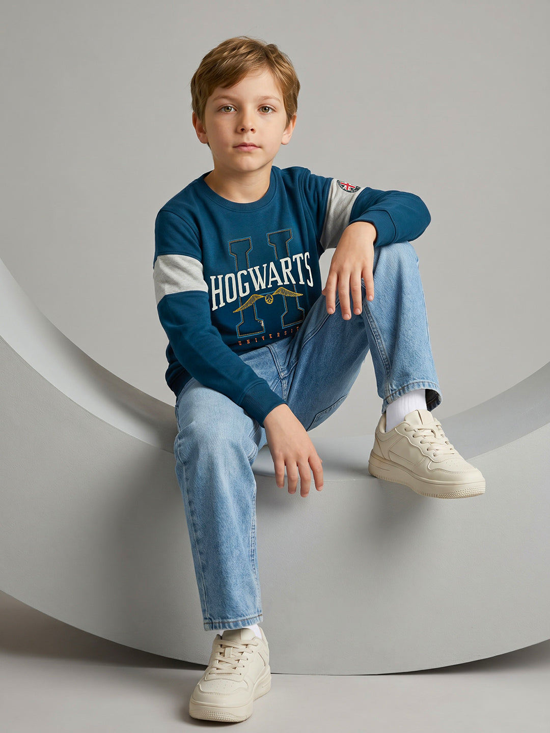 Boys Teal Blue Printed Round Neck Full Sleeve Sweatshirt
