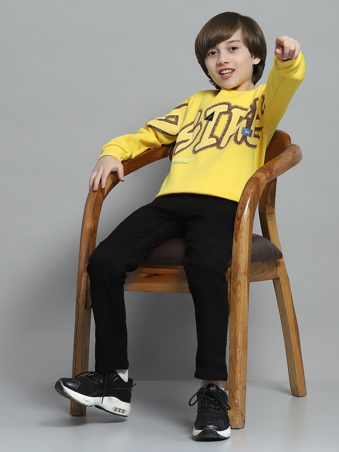Boys Yellow Printed Round Neck Full Sleeve Sweatshirt