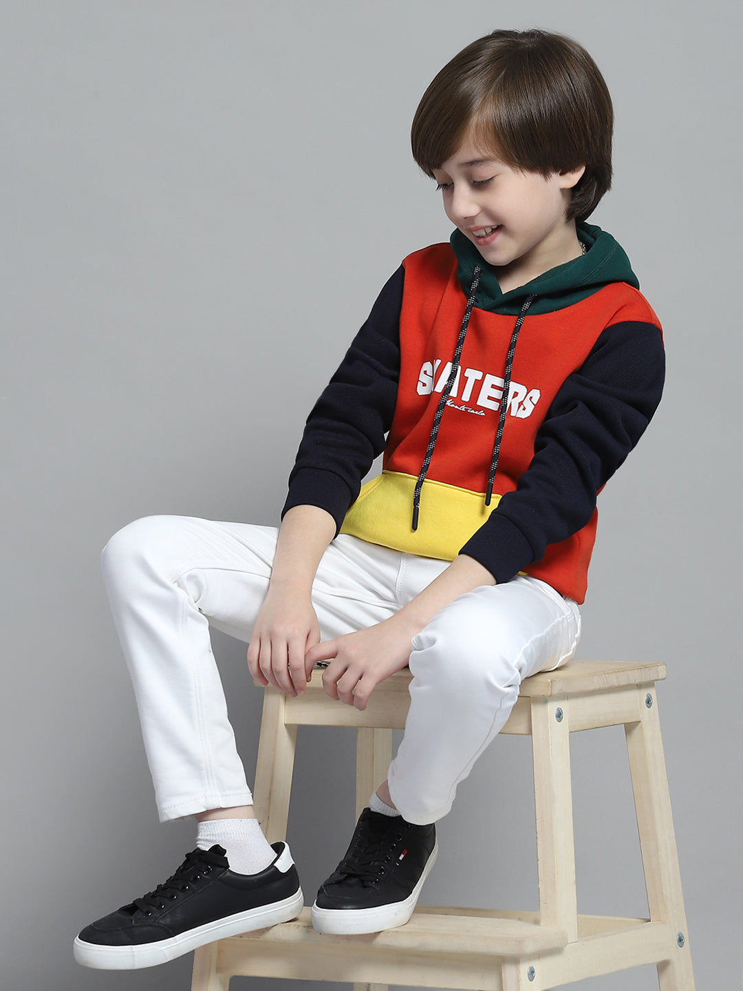 Boys Orange Printed Hooded Full Sleeve Sweatshirt