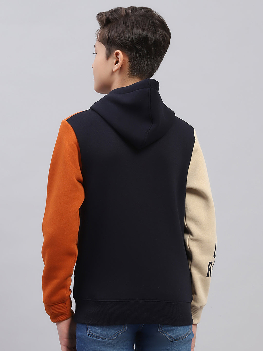 Boys Multicolor Printed Hooded Full Sleeve Sweatshirt