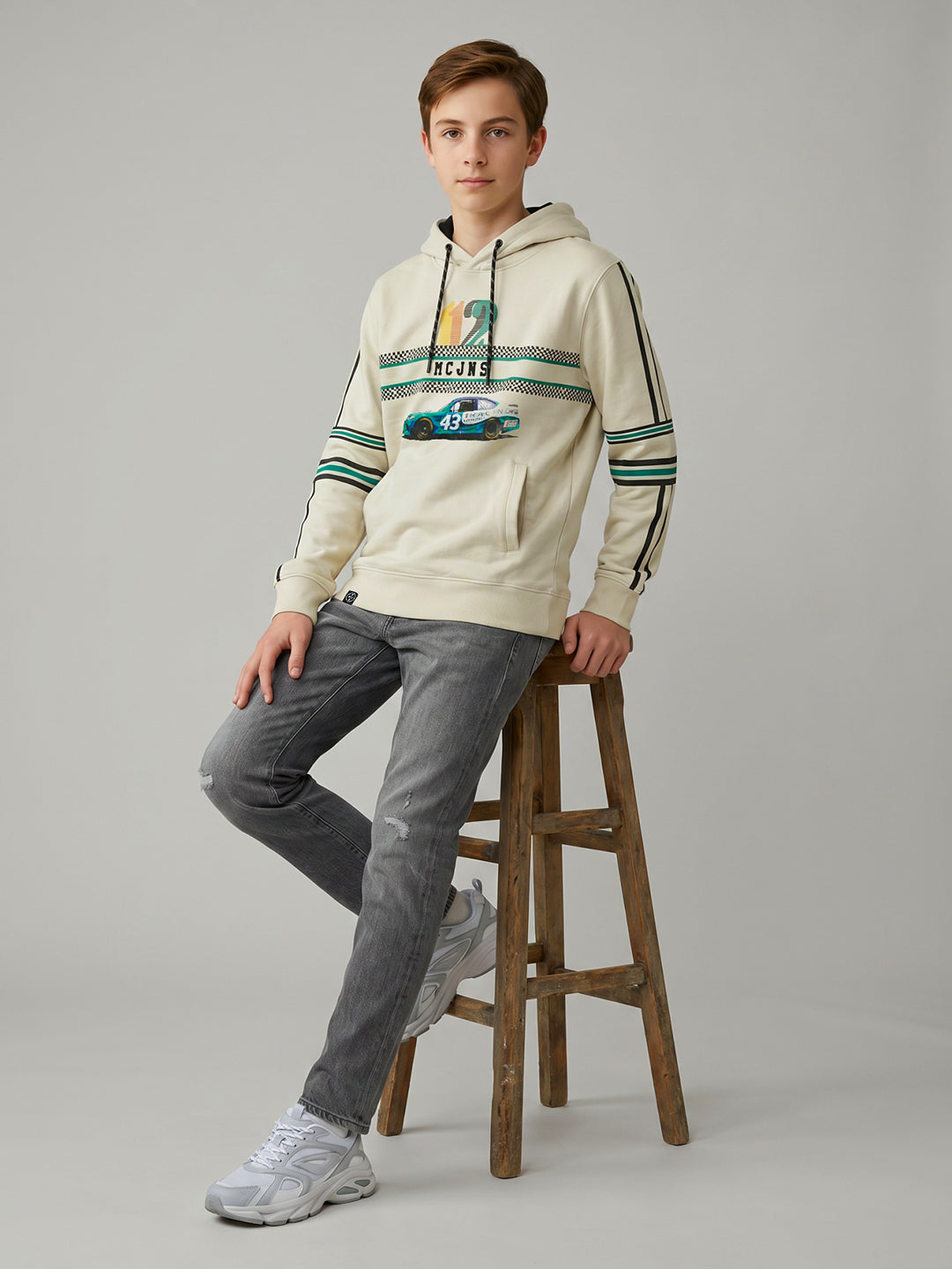 Boys Cream Printed Hooded Full Sleeve Sweatshirt