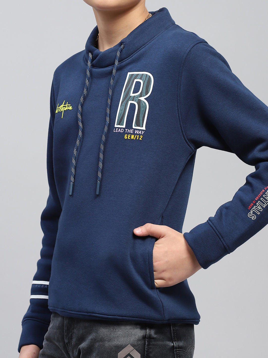 Boys Blue Printed Fashion Neck Full Sleeve Sweatshirt