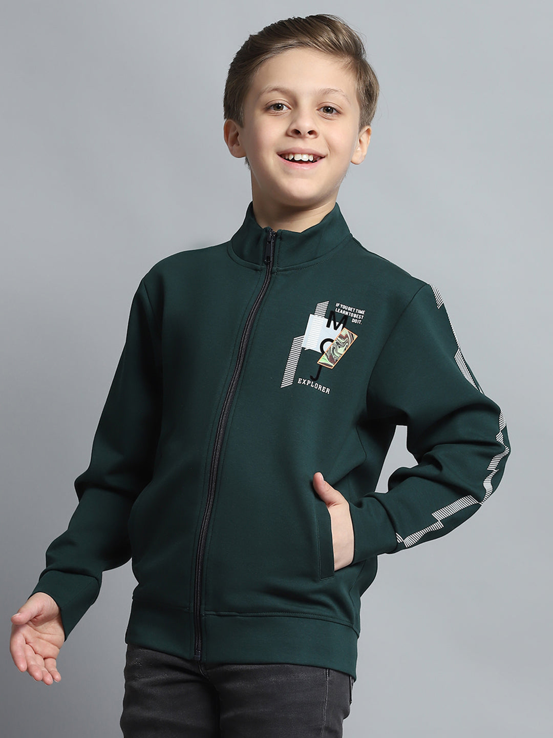 Boys Green Printed Mock Neck Full Sleeve Sweatshirt