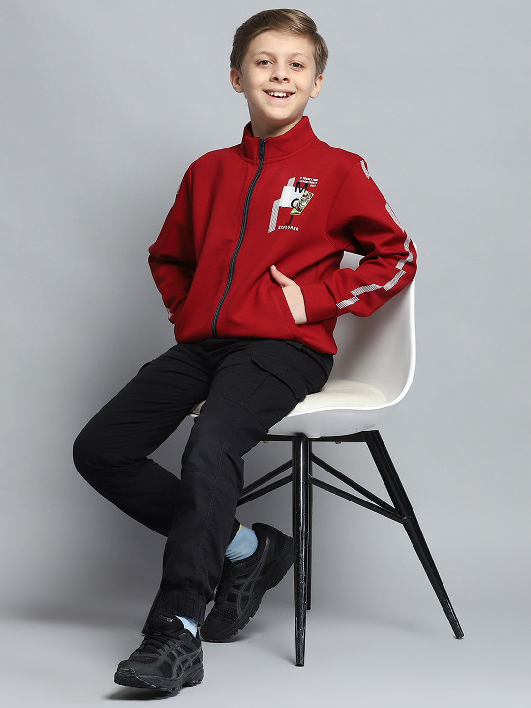 Boys Maroon Printed Mock Neck Full Sleeve Sweatshirt