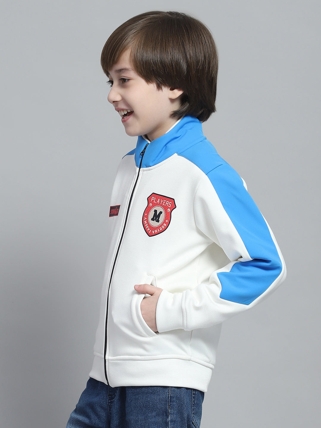 Boys White Printed Mock Neck Full Sleeve Sweatshirt