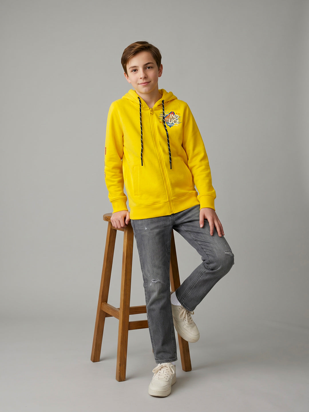 Boys Yellow Printed Hooded Full Sleeve Sweatshirt