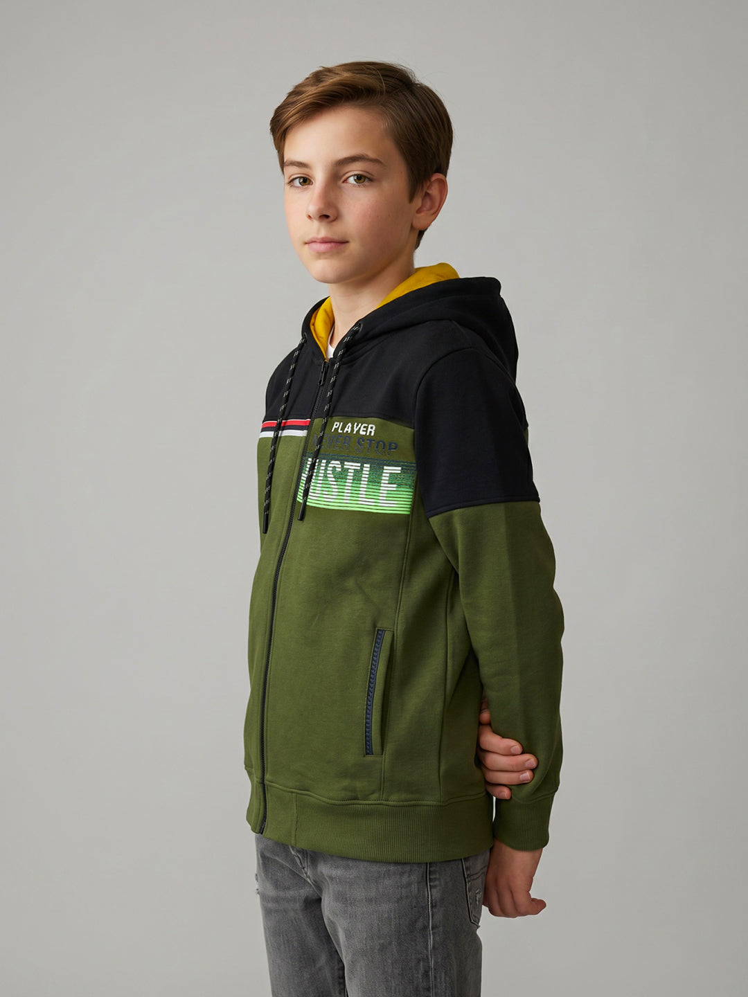 Boys Green Printed Hooded Full Sleeve Sweatshirt