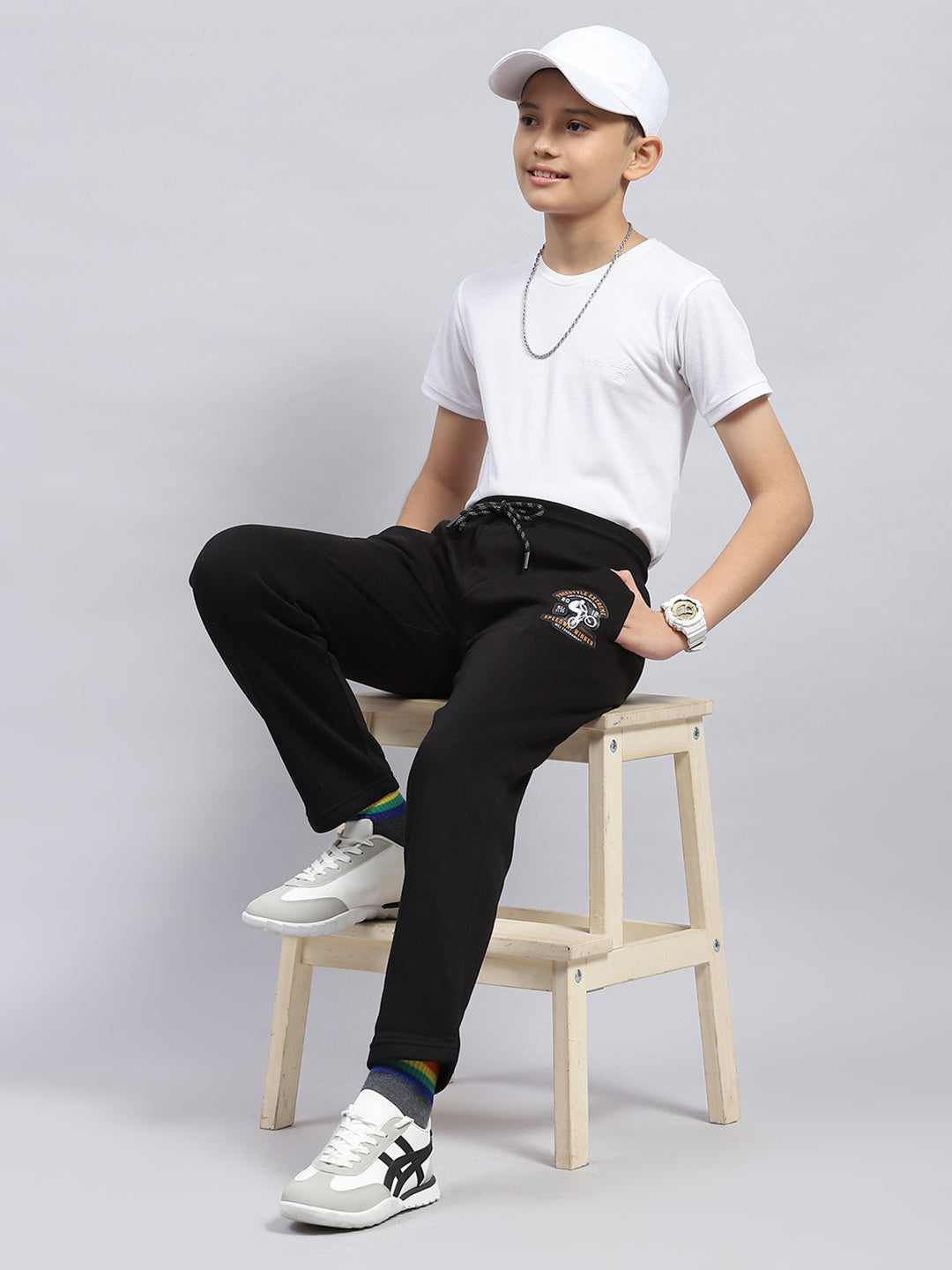 Boys Black Printed Regular Fit Lower