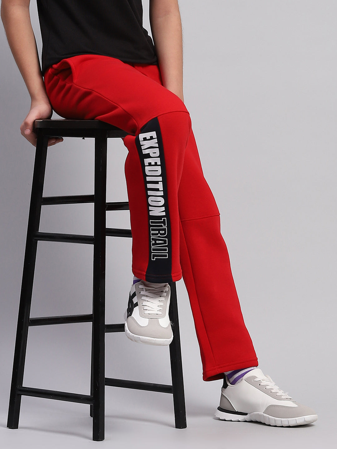 Boys Red Printed Regular Fit Lower