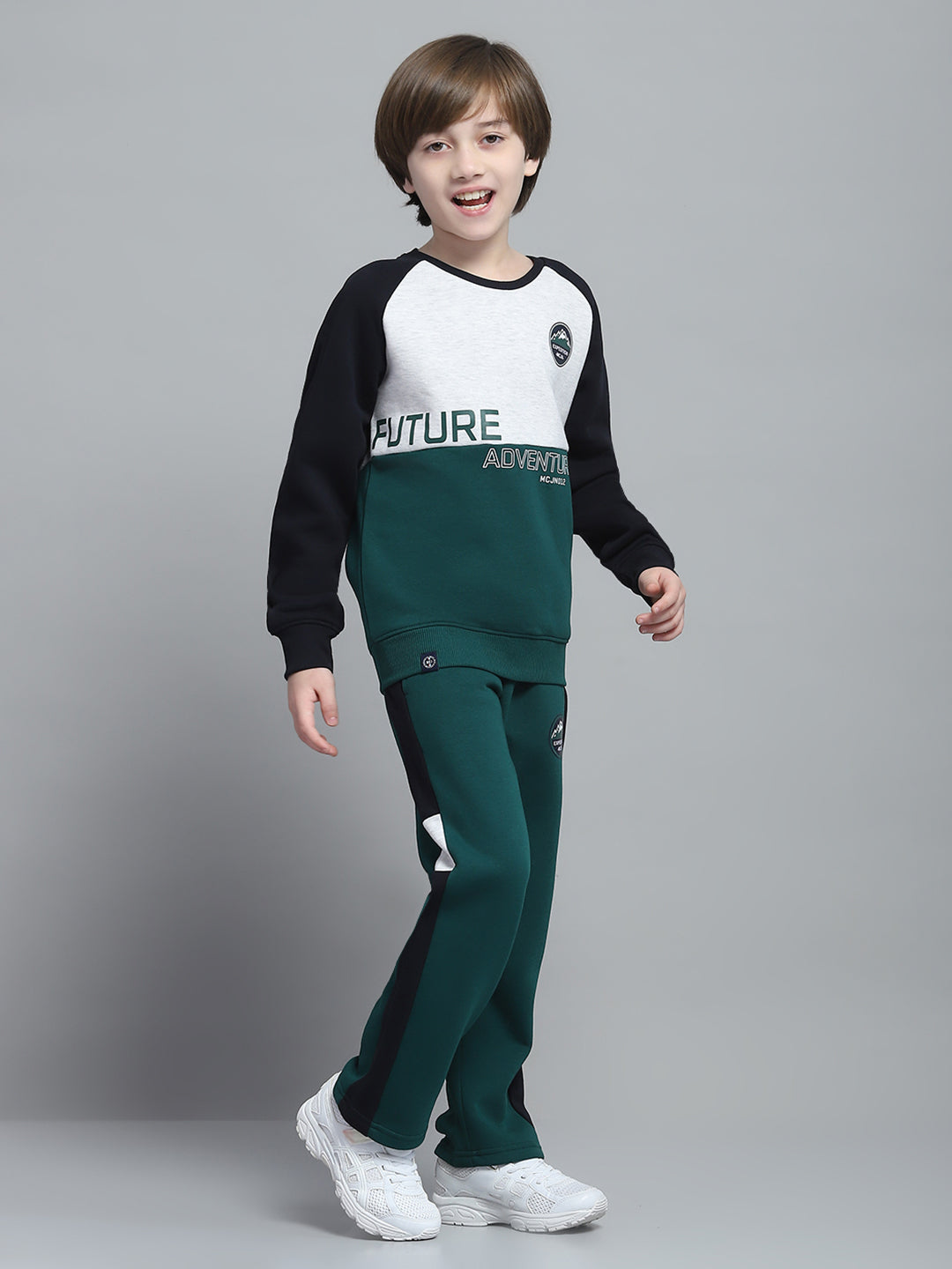 Boys Green Printed Round Neck Full Sleeve Tracksuit