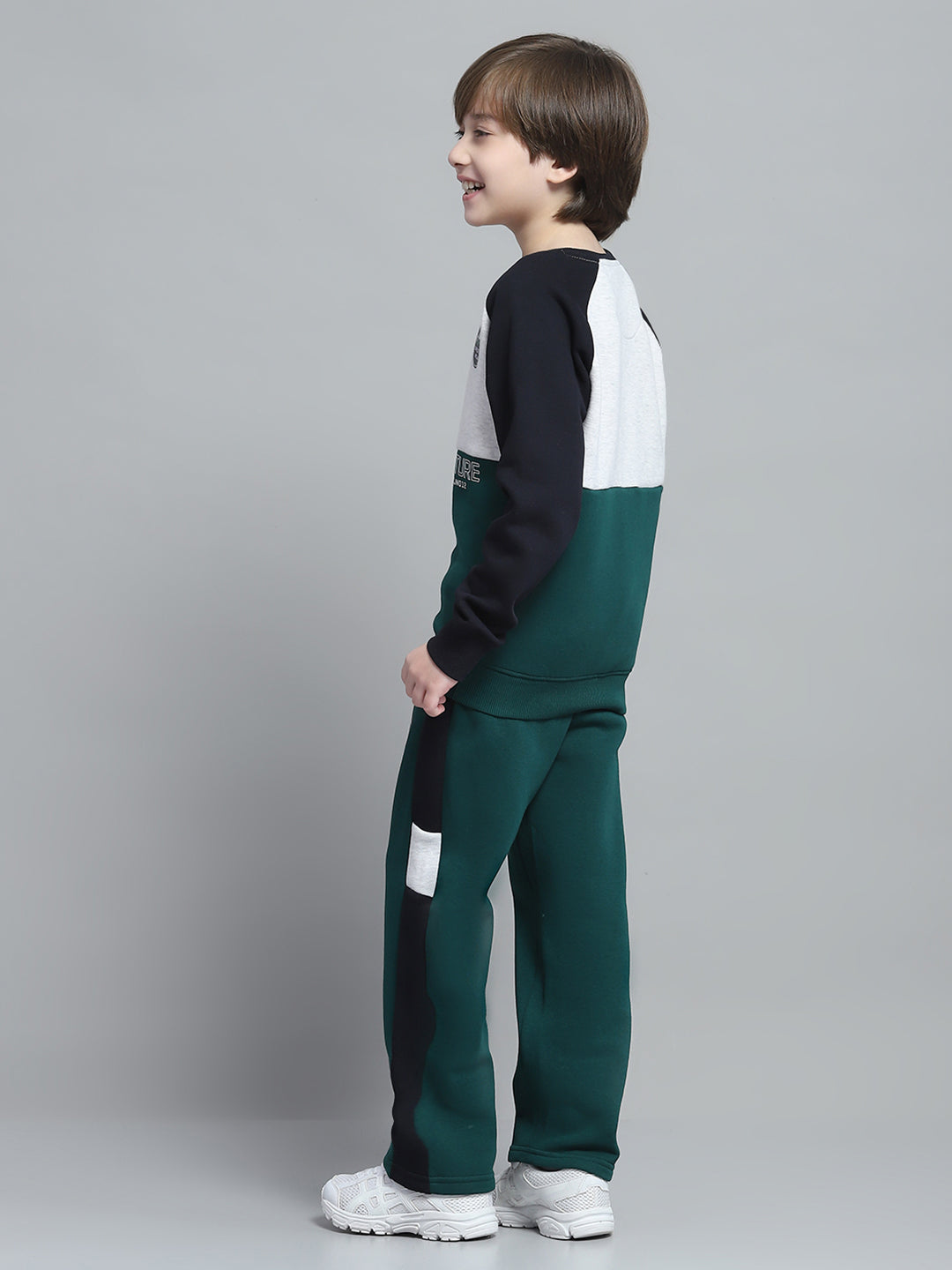 Boys Green Printed Round Neck Full Sleeve Tracksuit