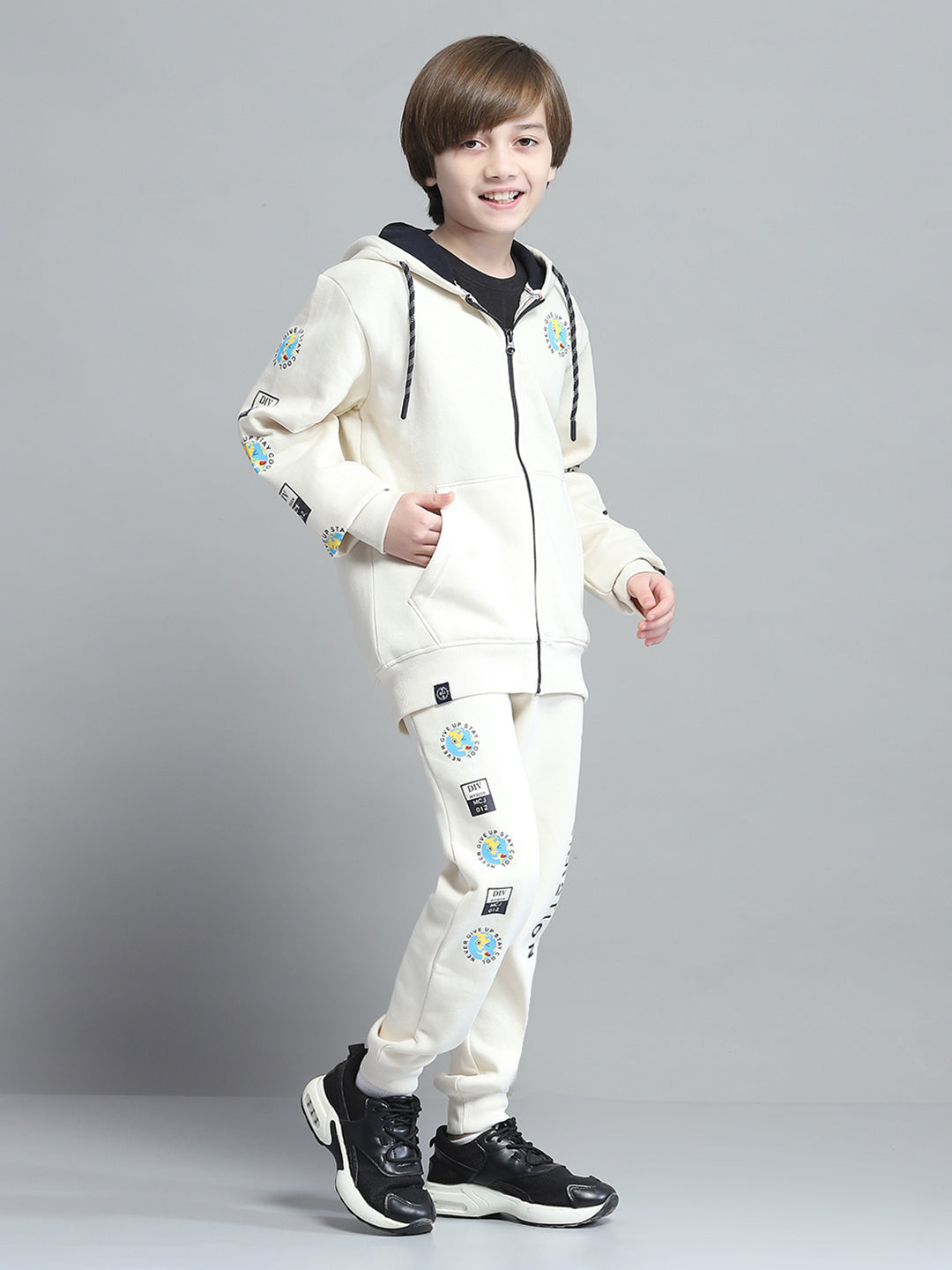 Boys Beige Printed Hooded Full Sleeve Tracksuit