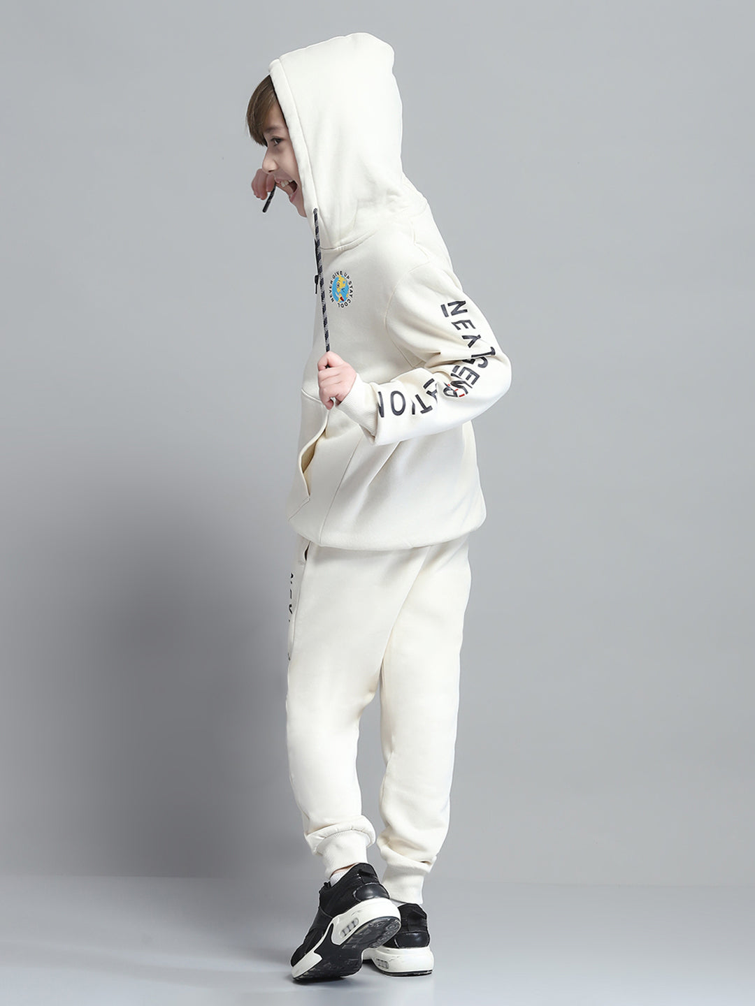 Boys Beige Printed Hooded Full Sleeve Tracksuit