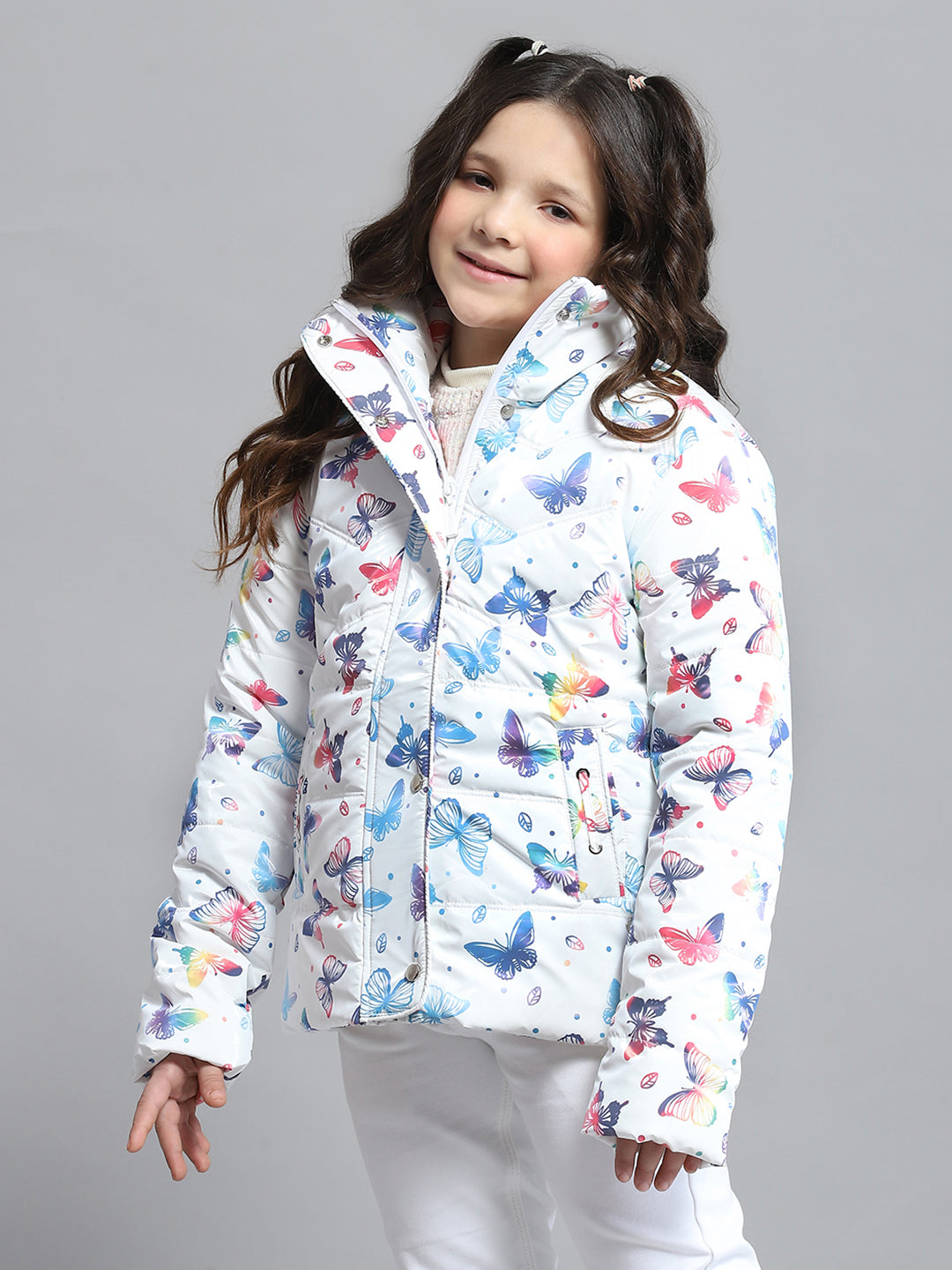 Girls White Printed Collar Full Sleeve Jacket