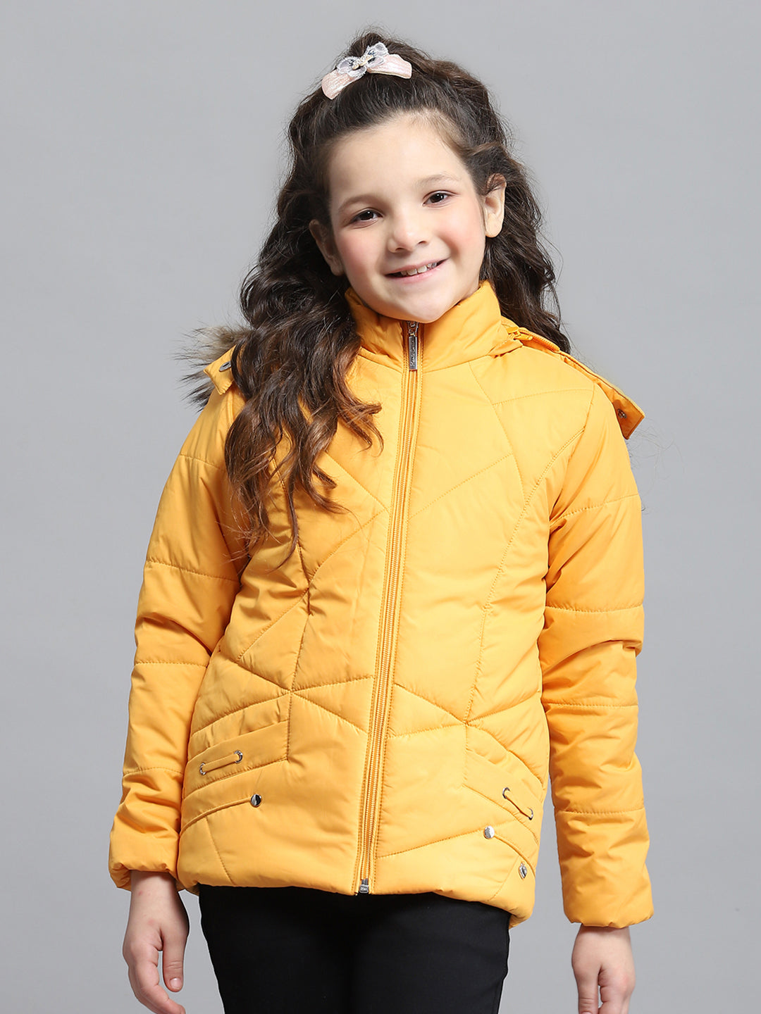 Girls Yellow Solid Hooded Full Sleeve Jacket