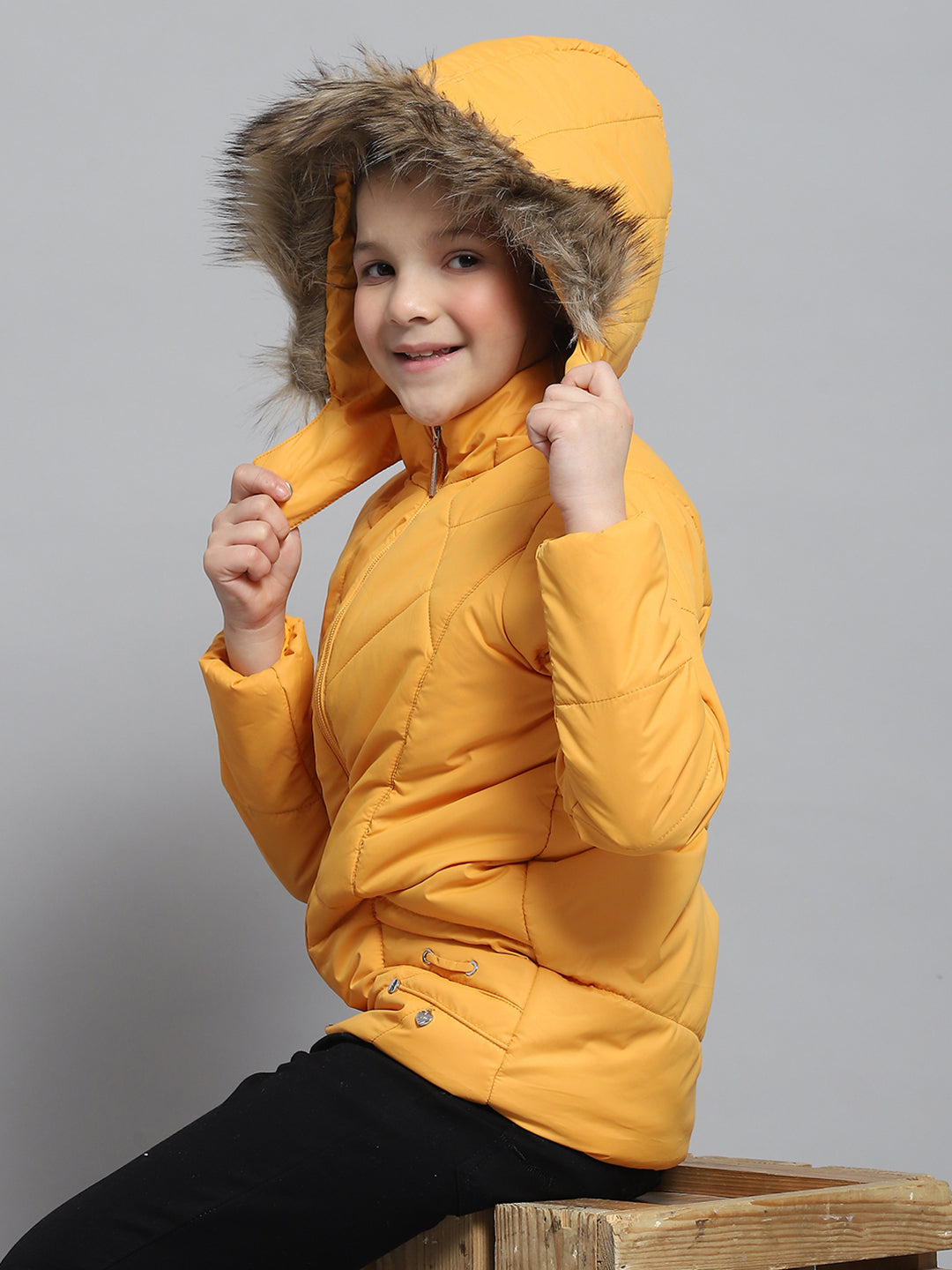Girls Yellow Solid Hooded Full Sleeve Jacket
