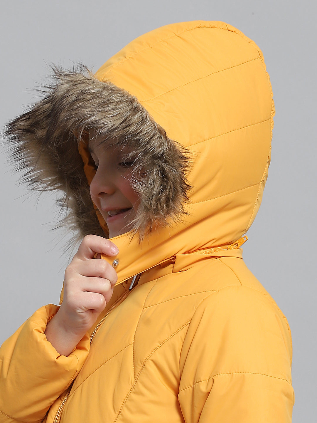 Girls Yellow Solid Hooded Full Sleeve Jacket