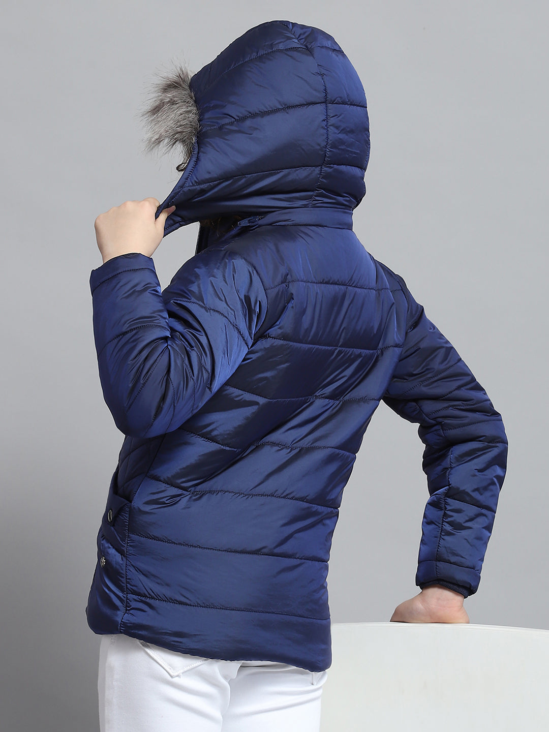 Girls Blue Solid Hooded Full Sleeve Jacket