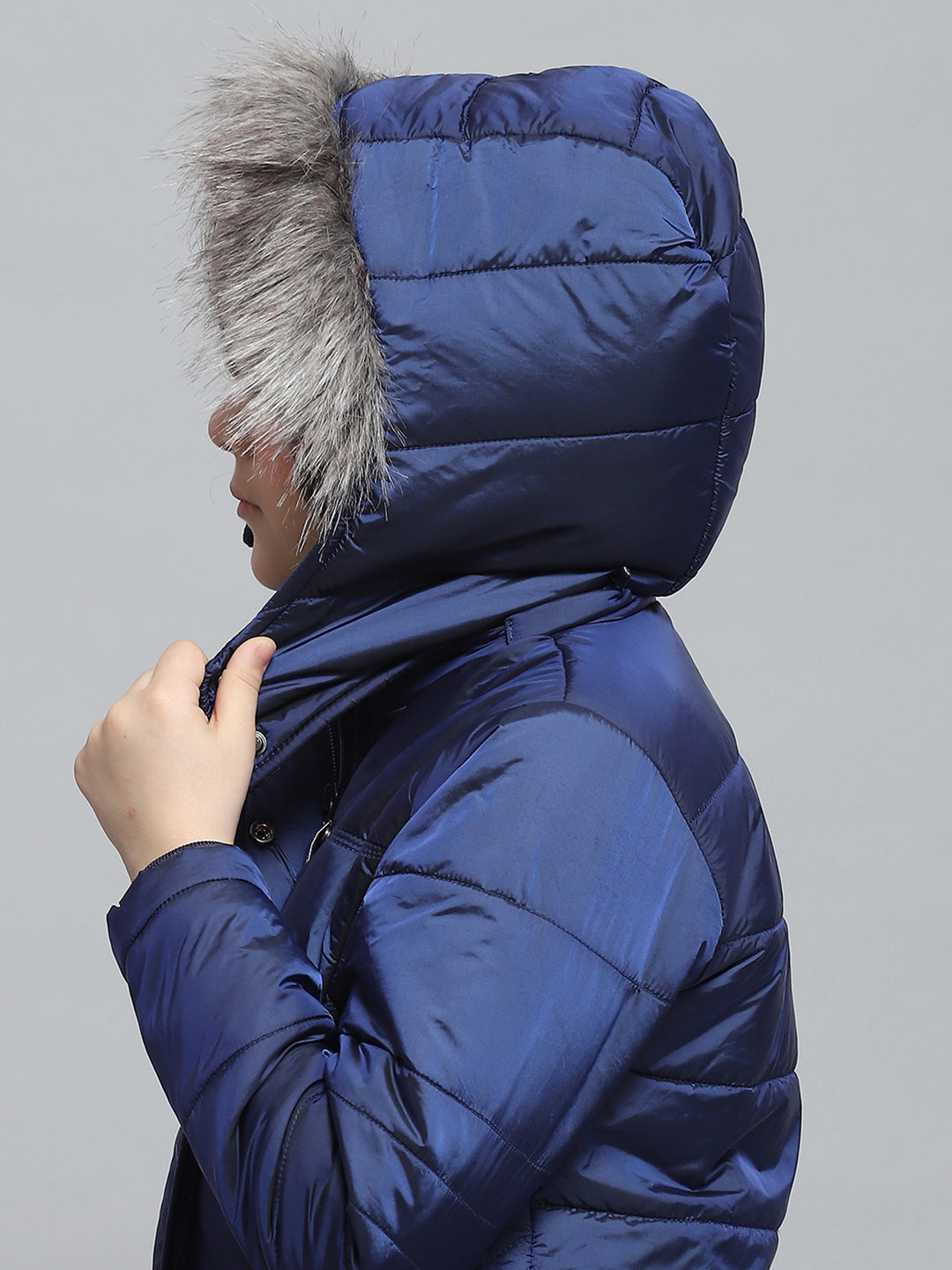 Girls Blue Solid Hooded Full Sleeve Jacket