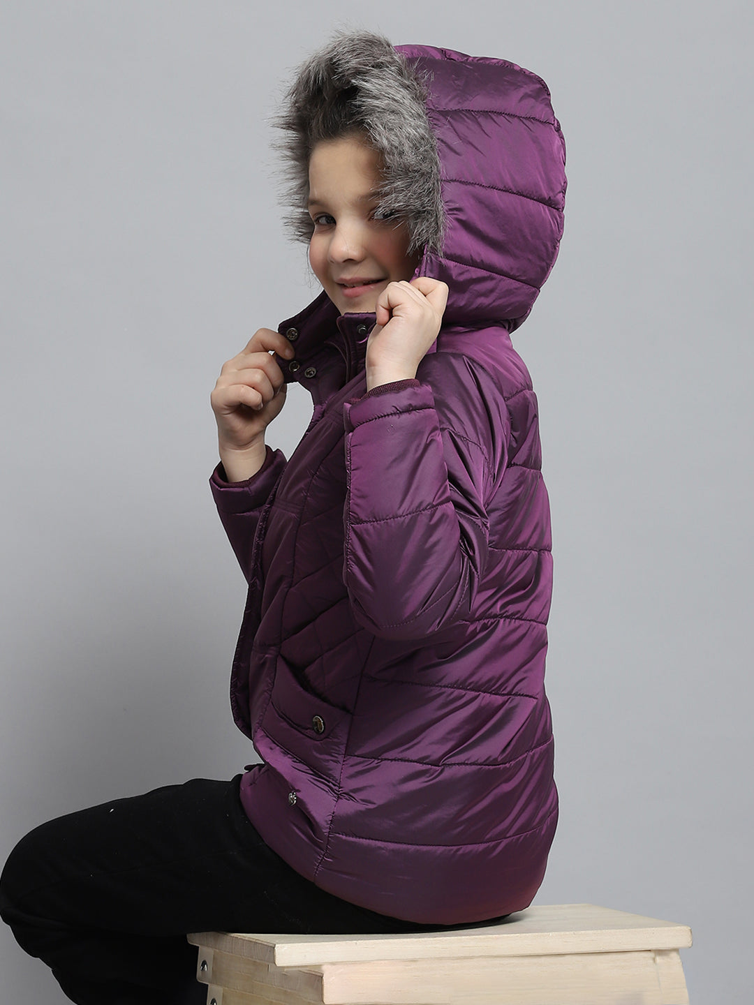 Girls Purple Solid Hooded Full Sleeve Jacket