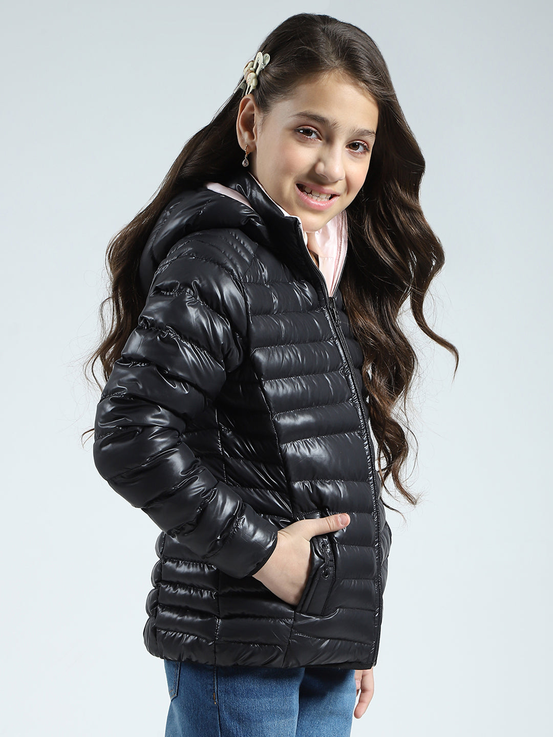 Girls Black Solid Hooded Full Sleeve Reversible Jacket