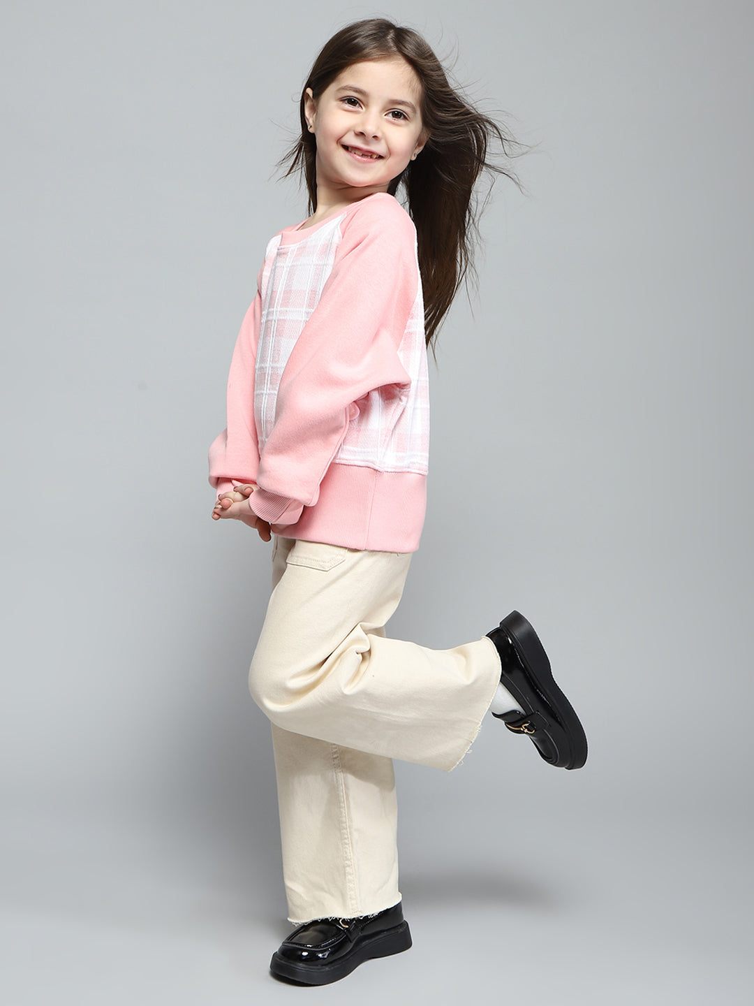 Girls Pink Self Design Round Neck Full Sleeve Sweatshirt