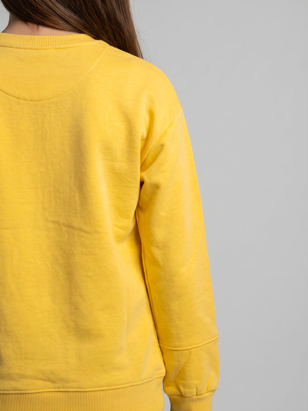 Girls Yellow Printed Round Neck Full Sleeve Sweatshirt