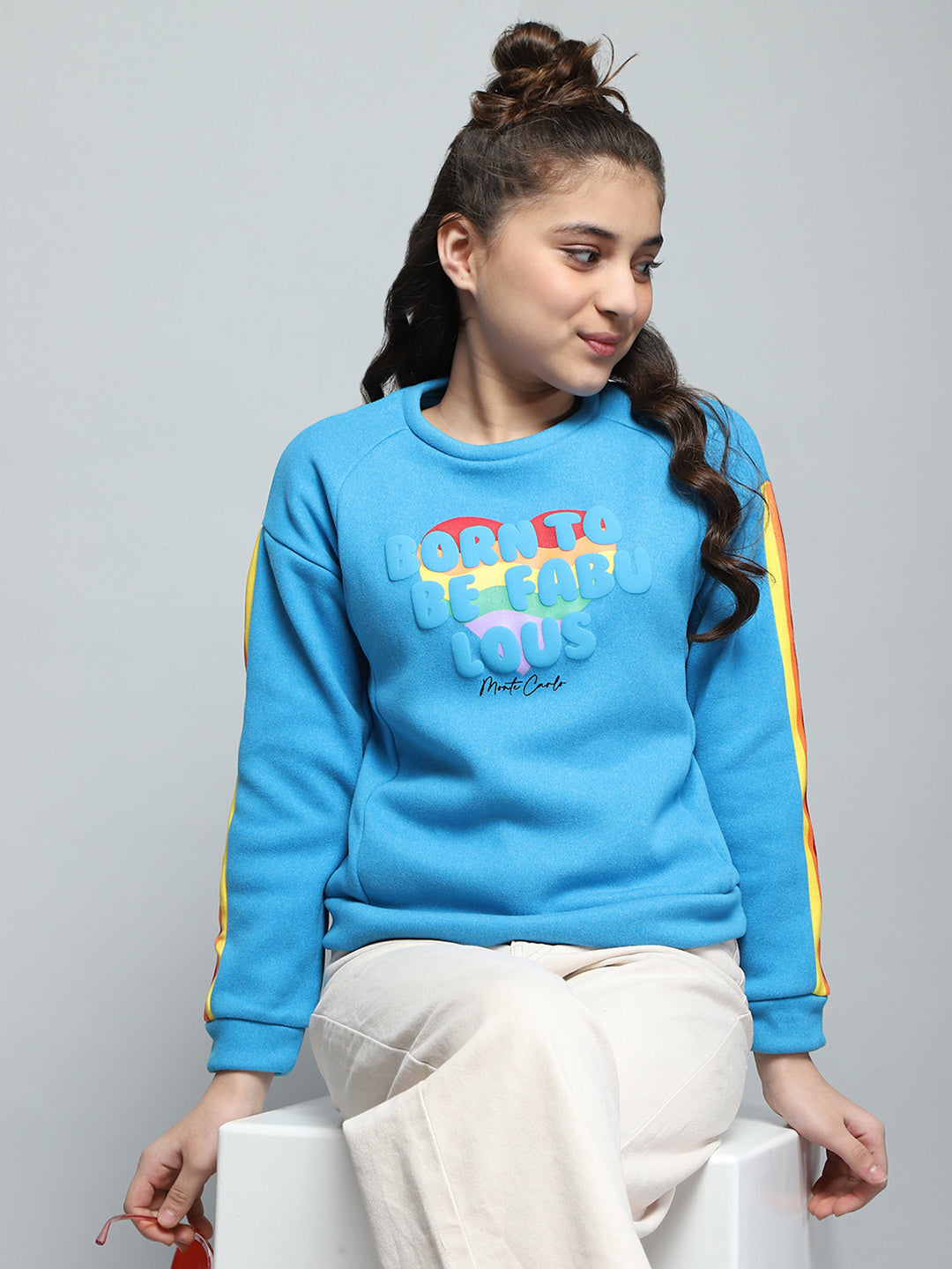 Girls Blue Printed Round Neck Full Sleeve Sweatshirt