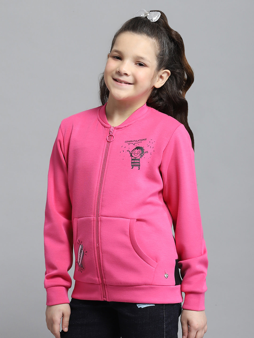 Girls Magenta Printed Round Neck Full Sleeve Sweatshirt