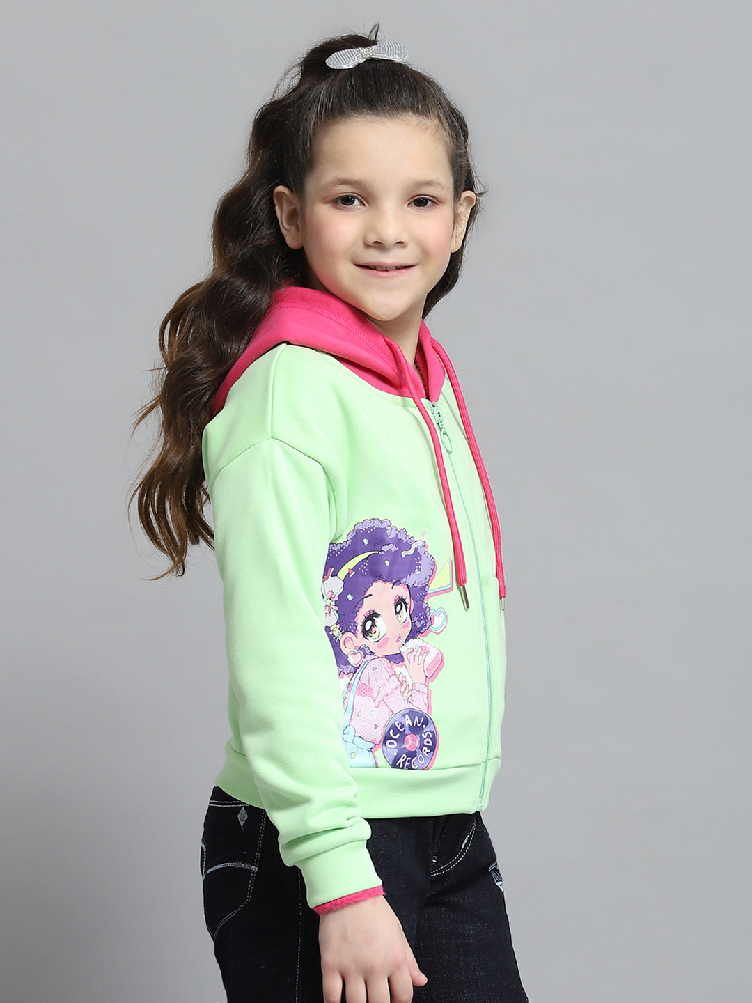 Girls Green Printed Hooded Full Sleeve Sweatshirt