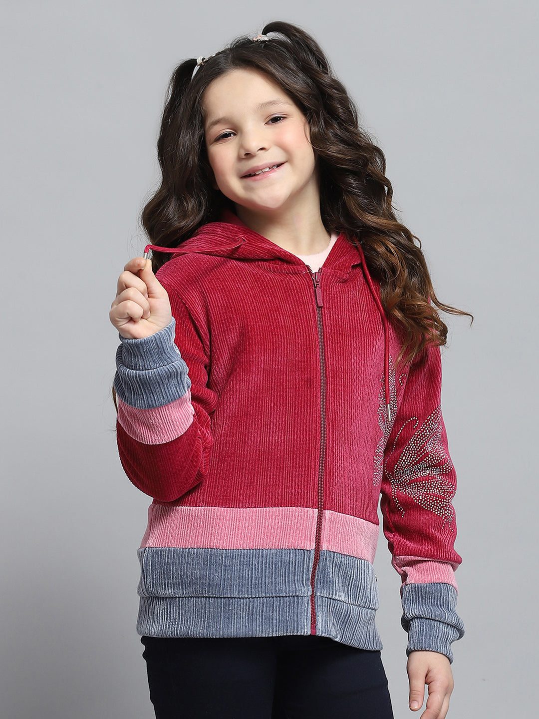 Girls Red Self Design Hooded Full Sleeve Sweatshirt