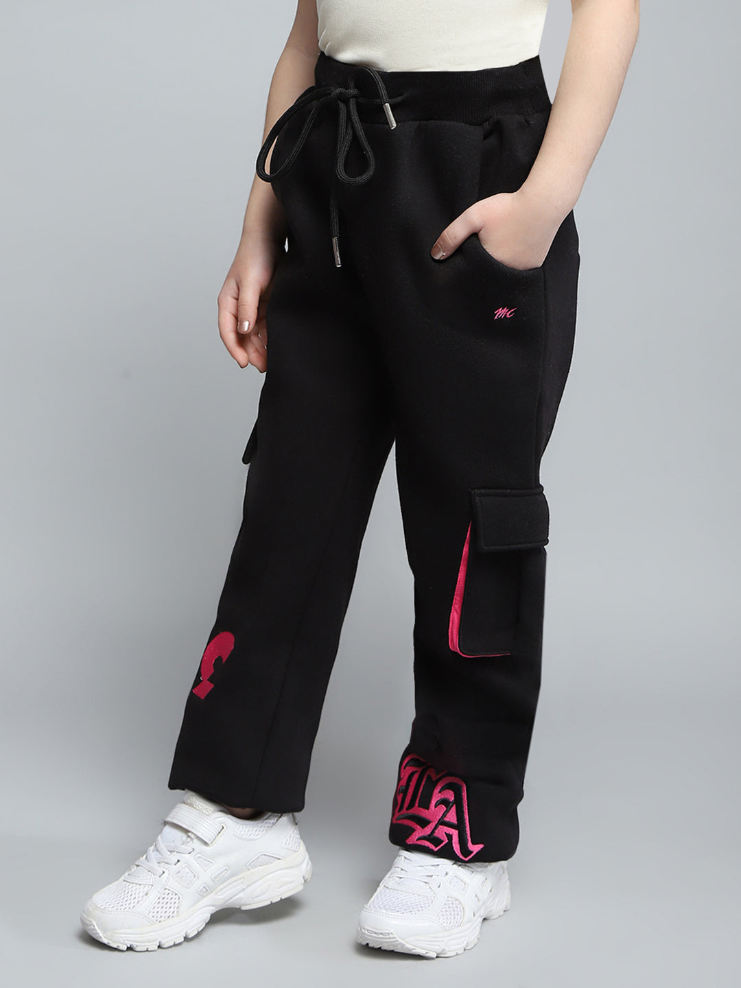 Girls Black Printed Regular Fit Lower