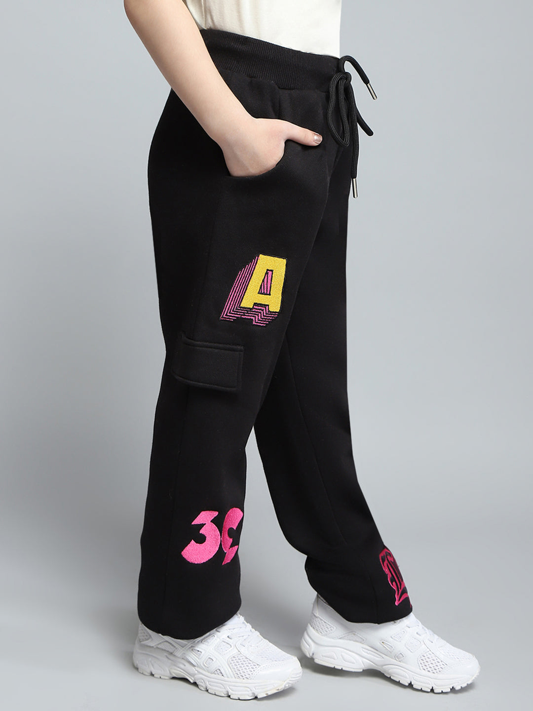 Girls Black Printed Regular Fit Lower