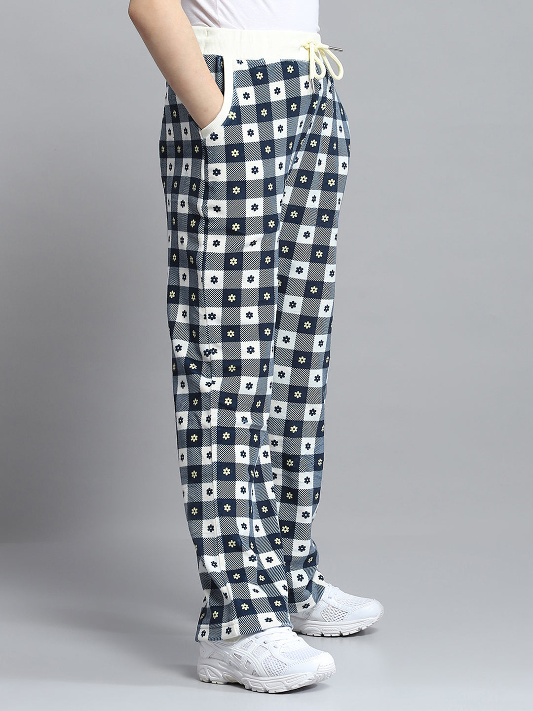 Girls Navy Blue Printed Round Neck Full Sleeve Tracksuit