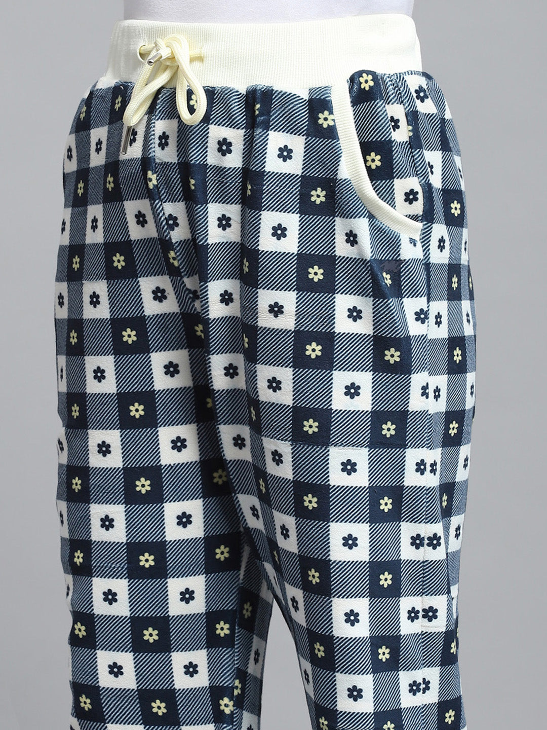 Girls Navy Blue Printed Round Neck Full Sleeve Tracksuit