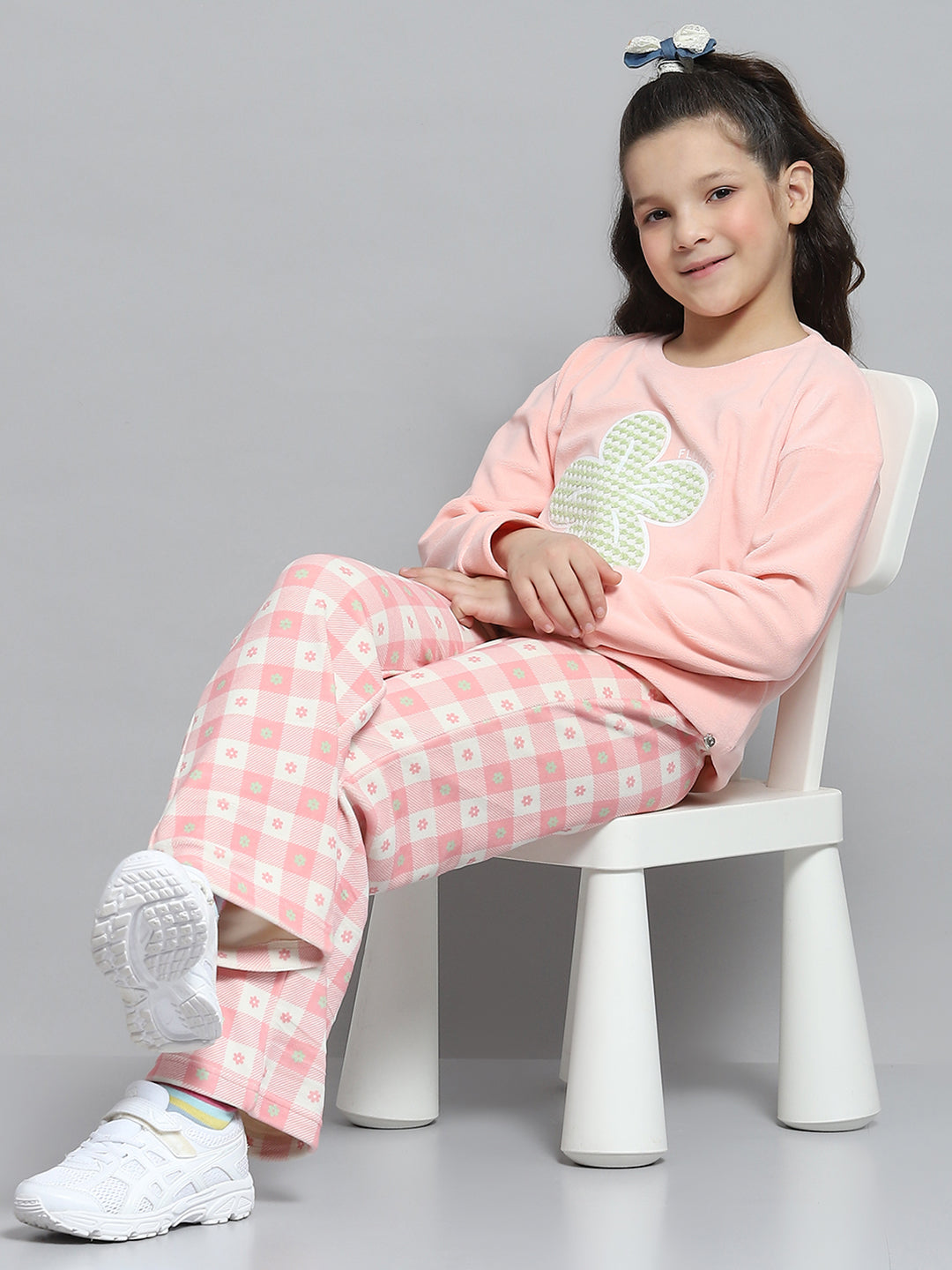 Girls Peach Printed Round Neck Full Sleeve Tracksuit