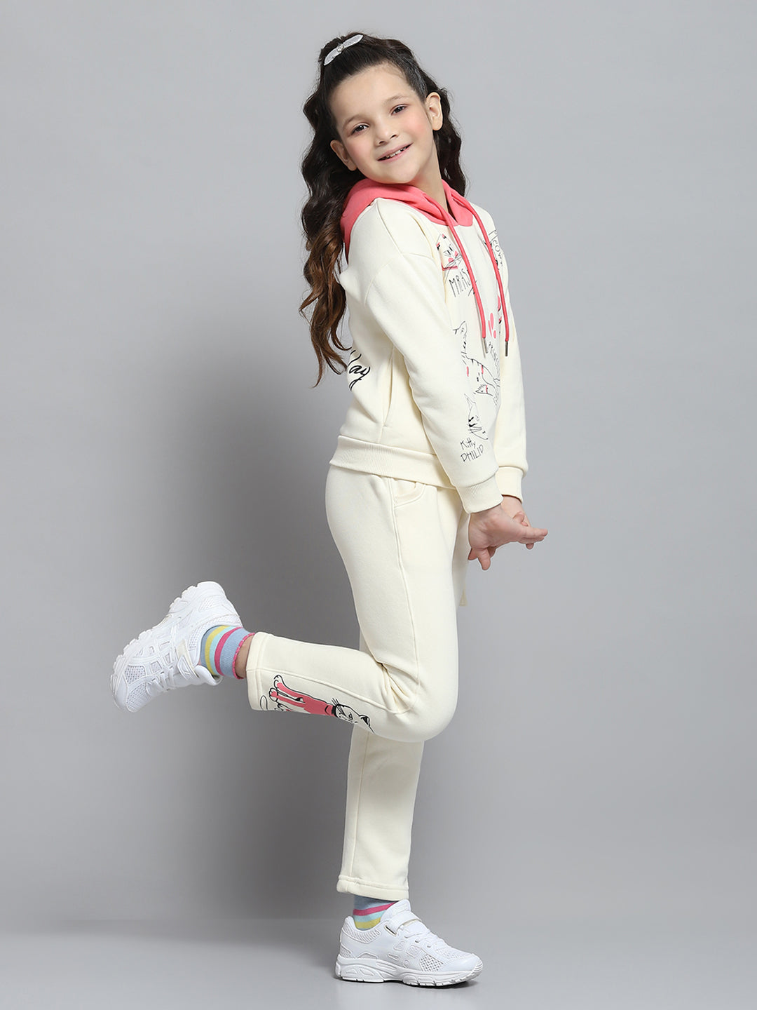 Girls Off White Printed Hooded Full Sleeve Tracksuit