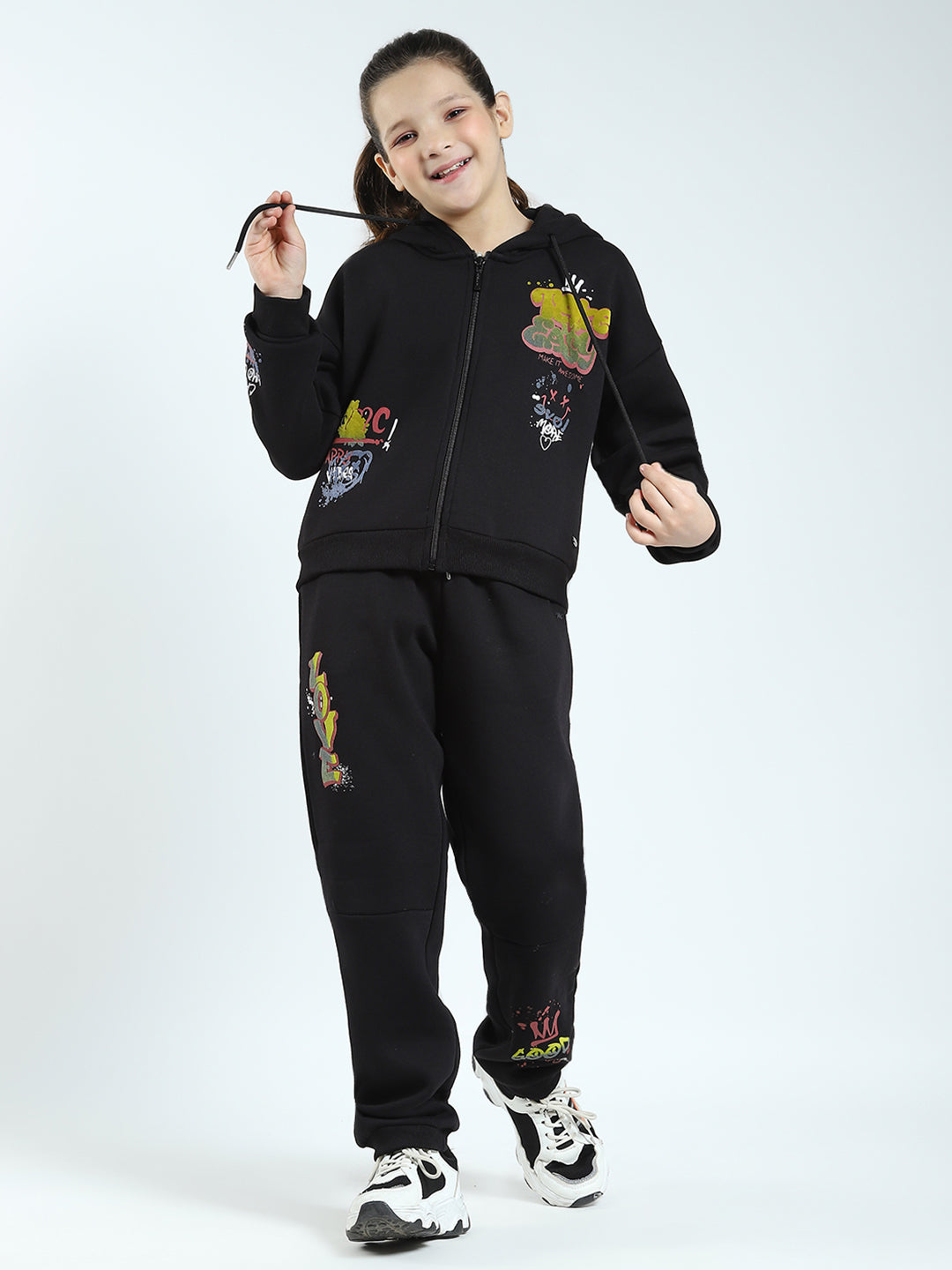 Girls Black Printed Hooded Full Sleeve Tracksuit