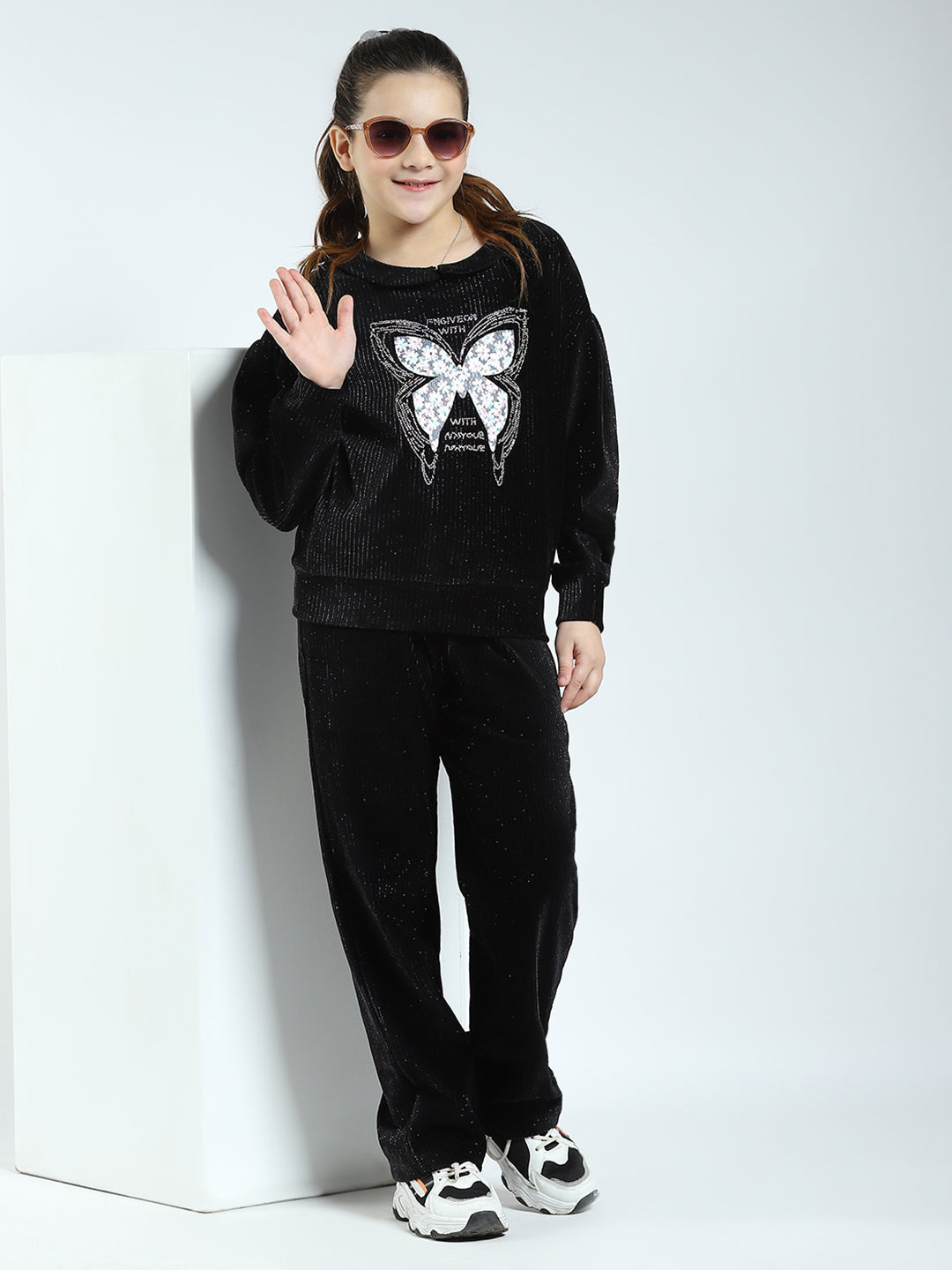 Girls Black Self Design Round Neck Full Sleeve Cords Set