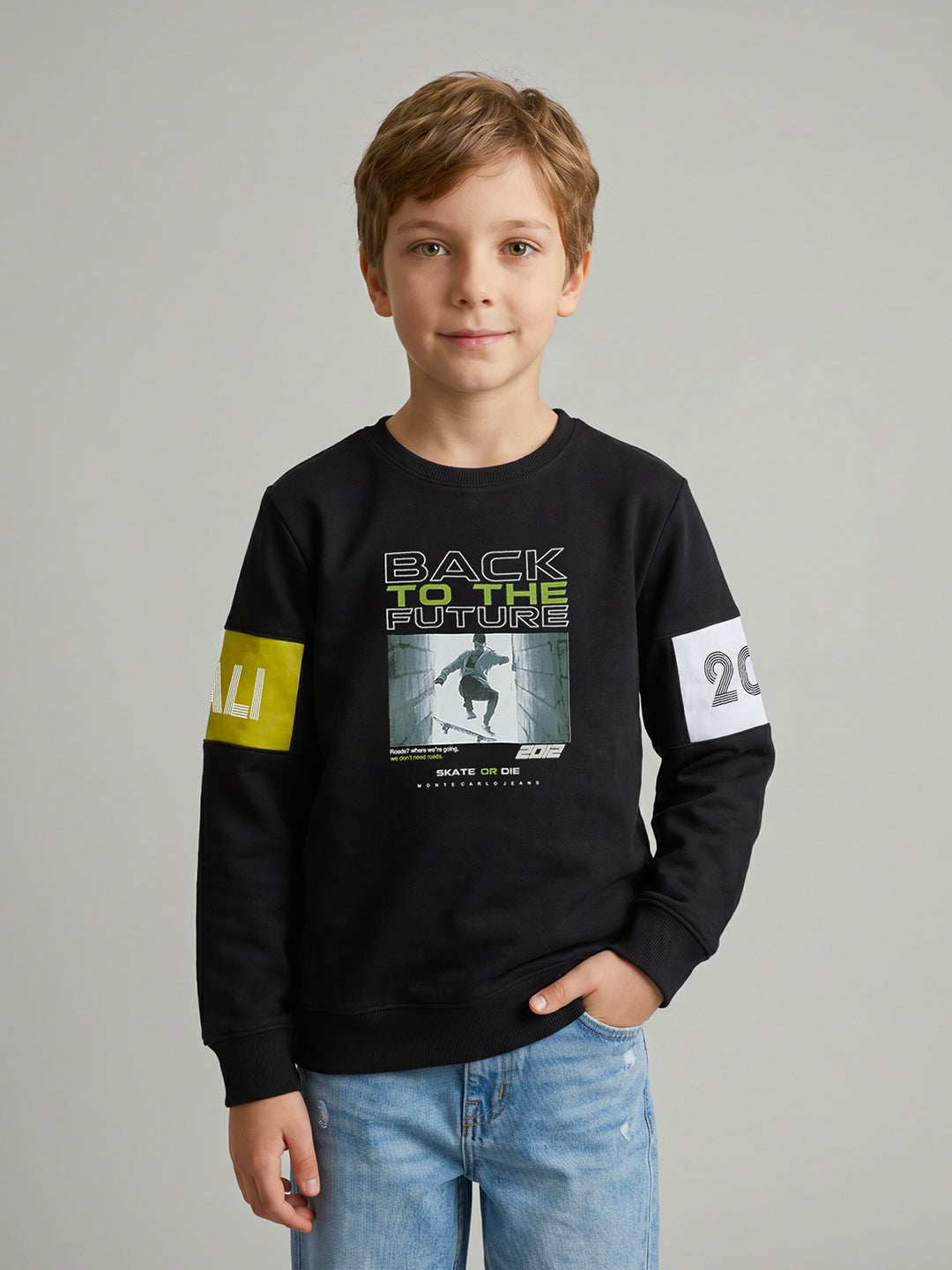 Boys Black Graphic Print Round Neck Full Sleeve Sweatshirt