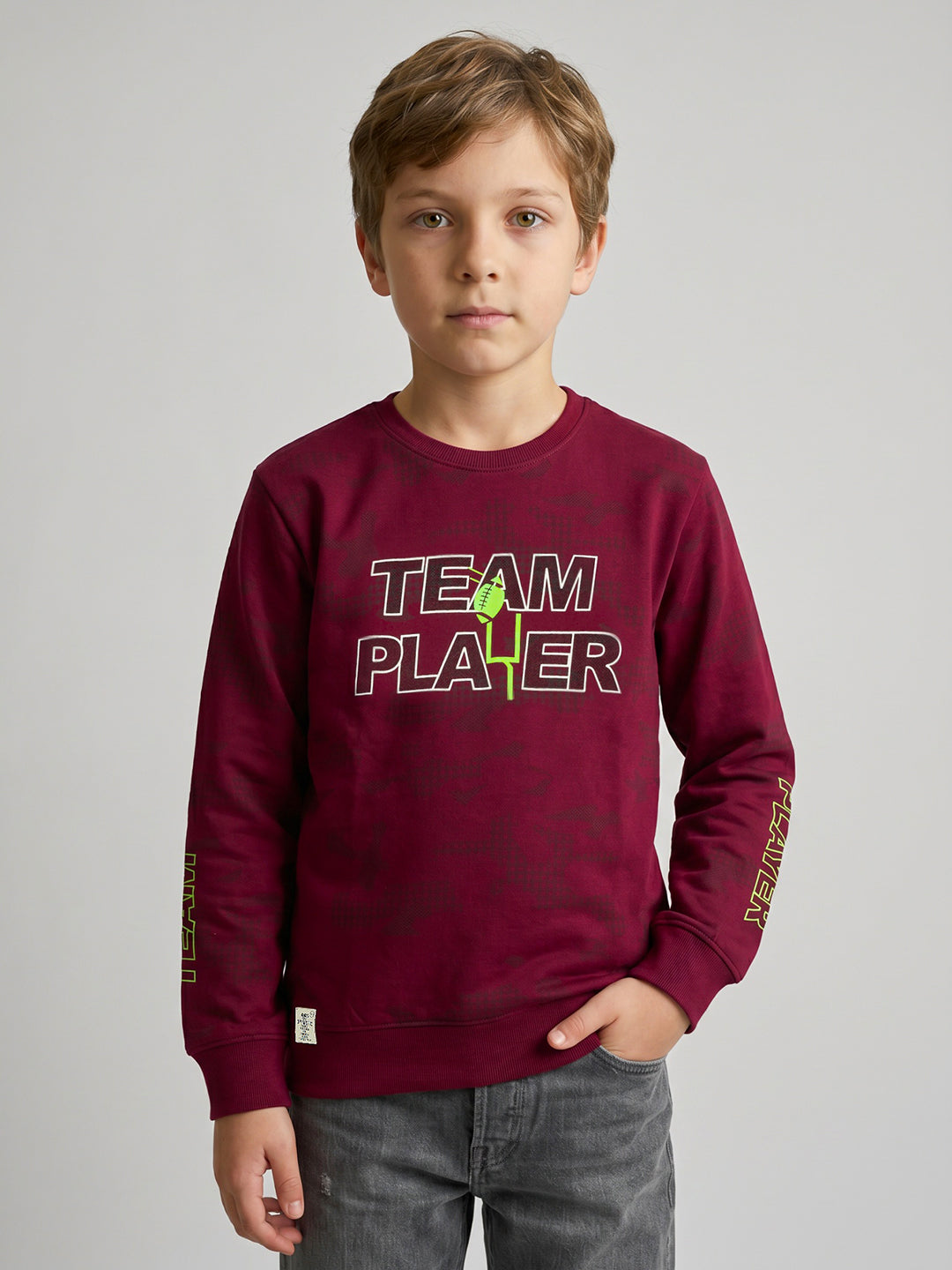 Boys Maroon Printed Round Neck Full Sleeve Sweatshirt