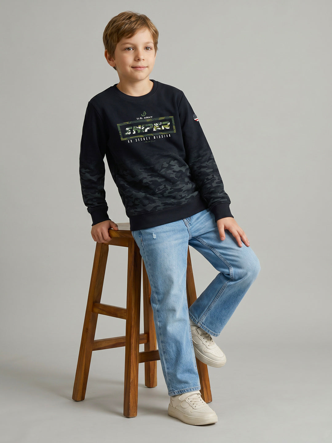 Boys Navy Blue Printed Round Neck Full Sleeve Sweatshirt