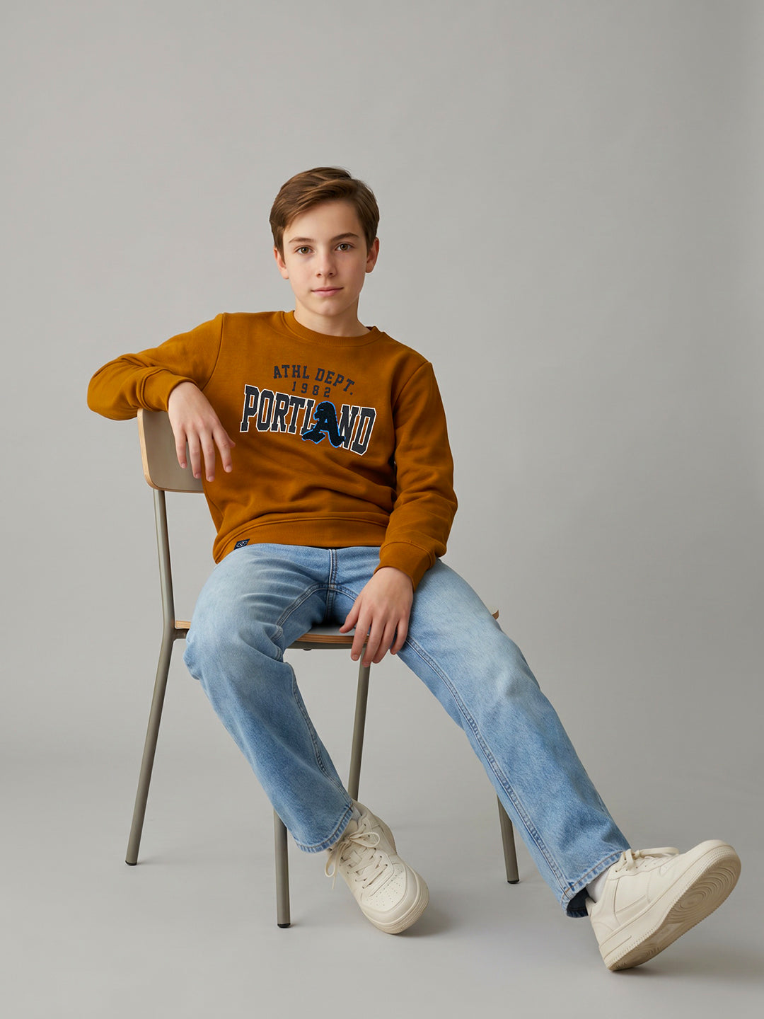 Boys Brown Printed Round Neck Full Sleeve Sweatshirt